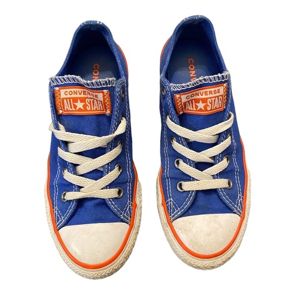 Converse Other - Converse Chuck All Stars Taylor Low Top Blue and Red Size 1.5 Youth Unisex
